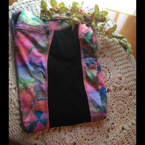 💕Lularoe simply comfortable Capri joggers💕 - Picture 1 of 8